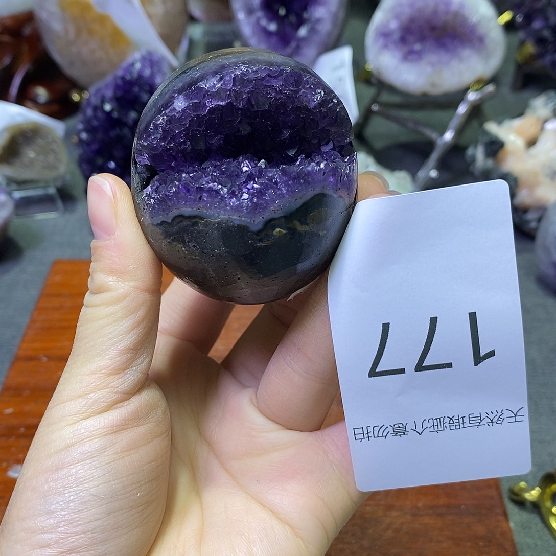 紫晶未镶嵌珠宝半成品