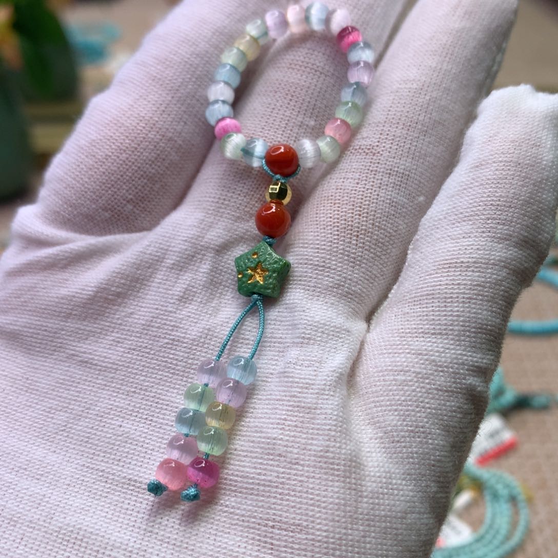 南红玛瑙配饰未镶嵌