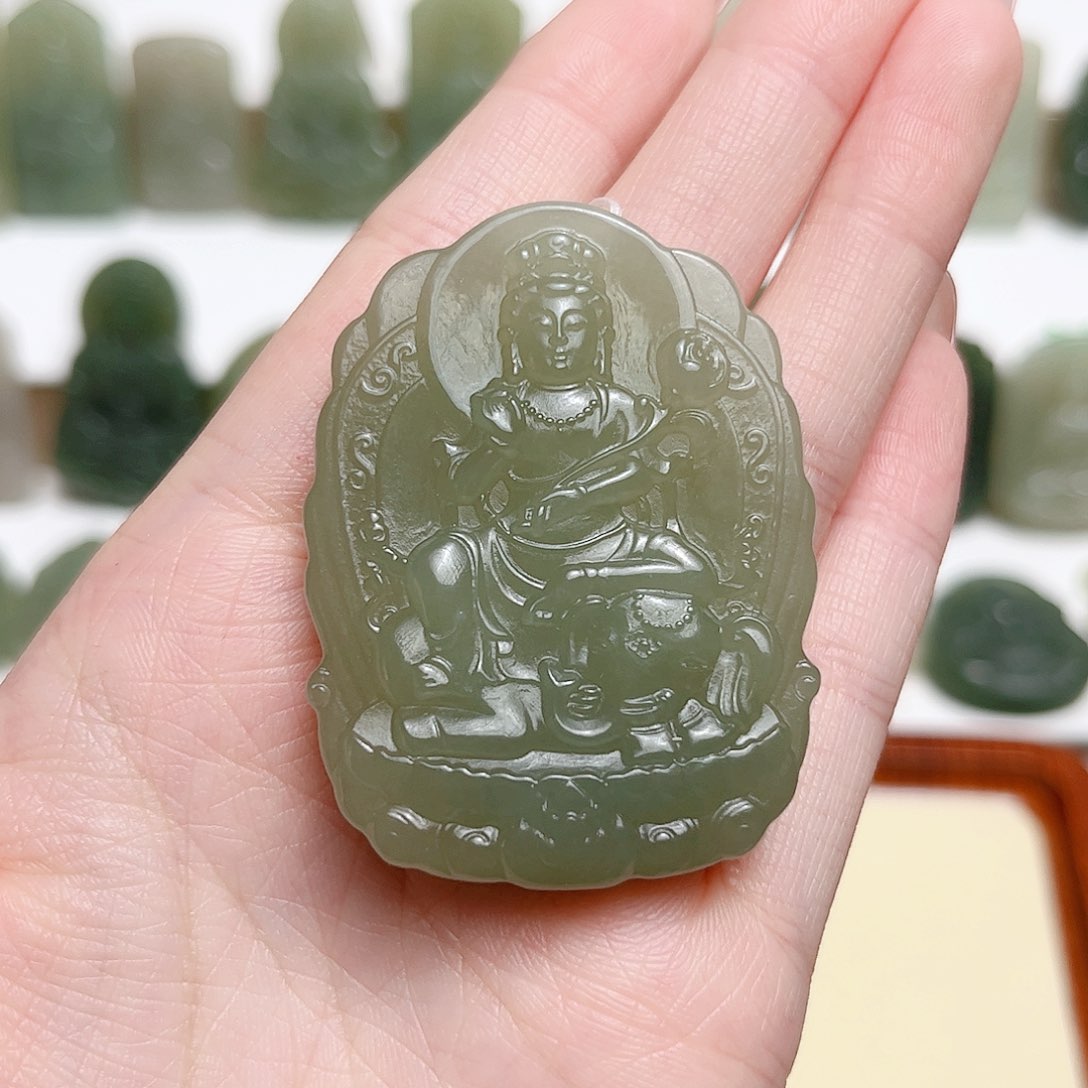 和田玉颈饰未镶嵌米***荣