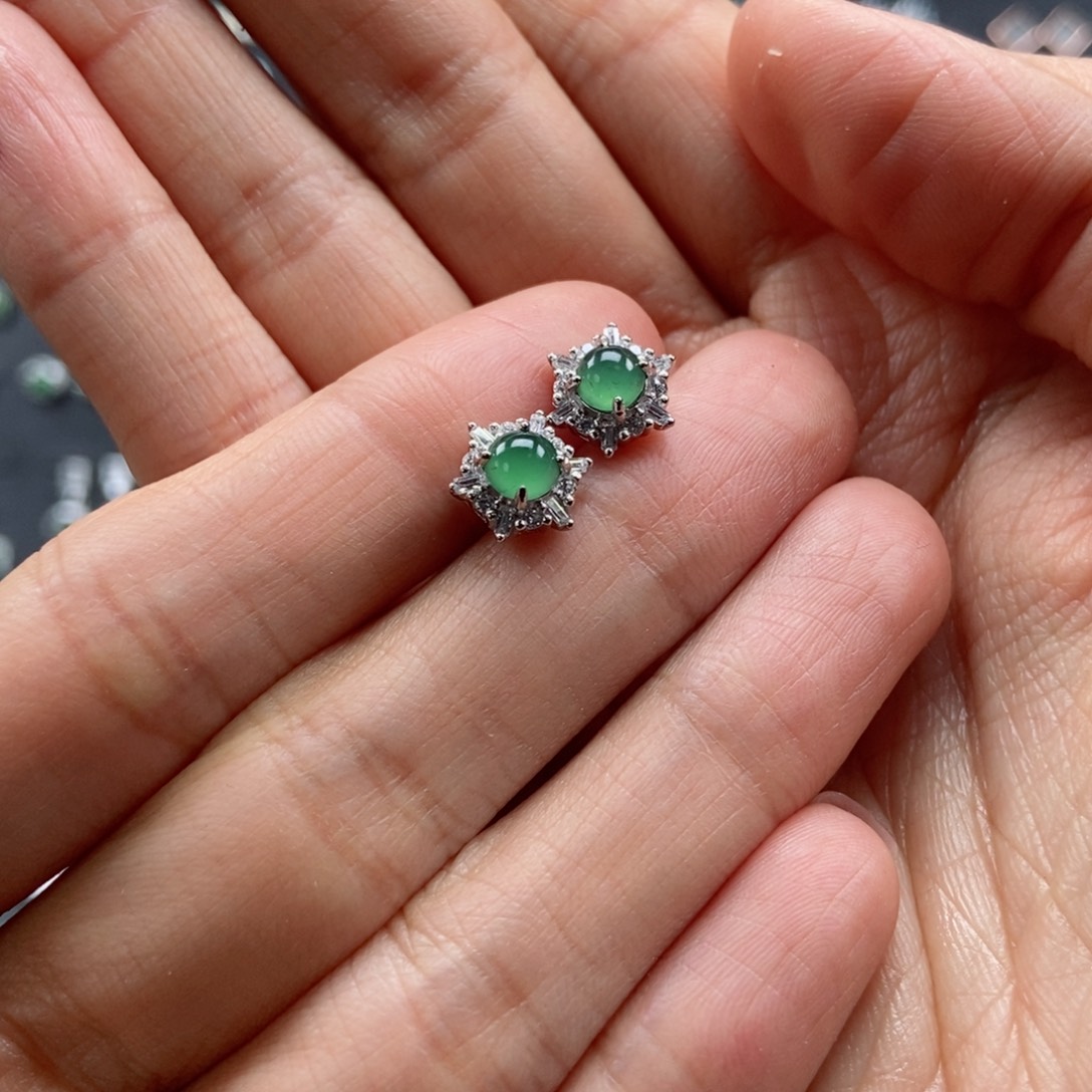 翡翠耳饰银S925镶嵌翡翠首饰