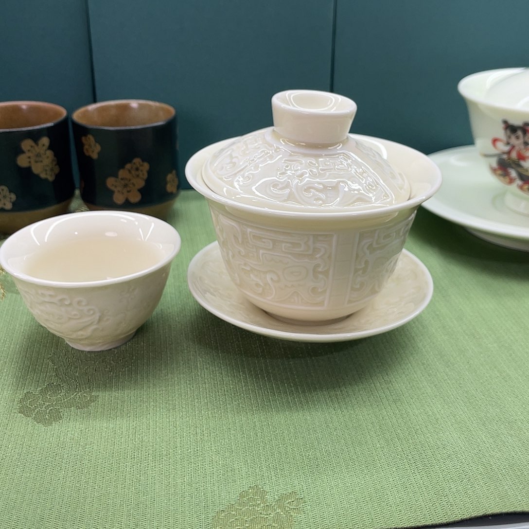 景德陶瓷景德陶瓷