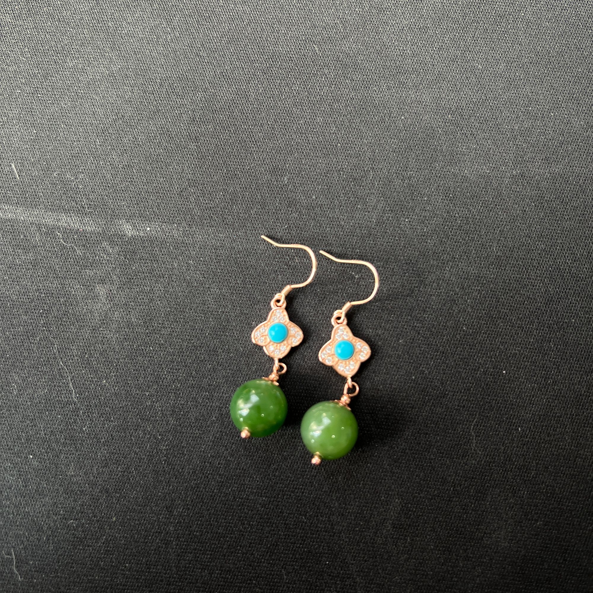 天然和田碧玉耳钩