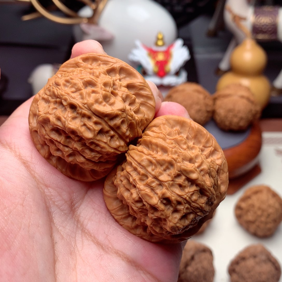 文玩核桃把件人**醒血麒麟44尺寸/16号