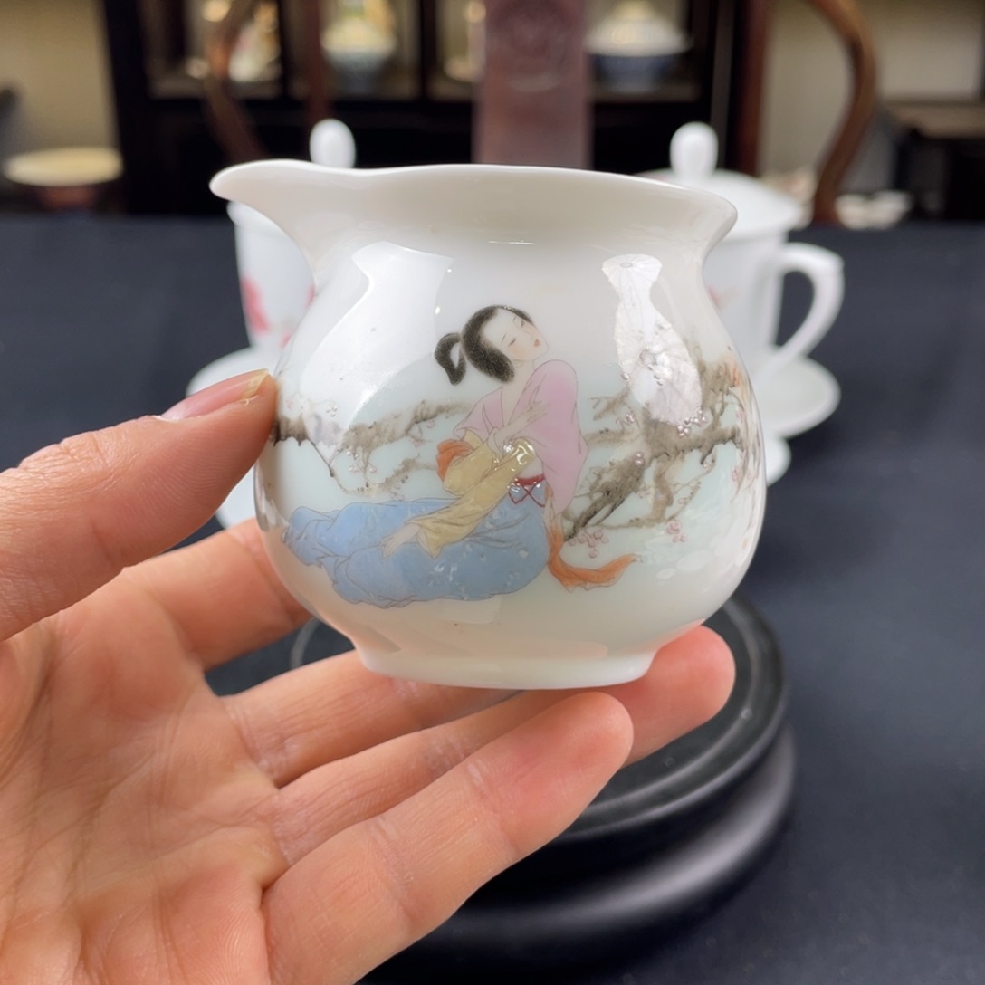 瓷片轻工业陶瓷研究所