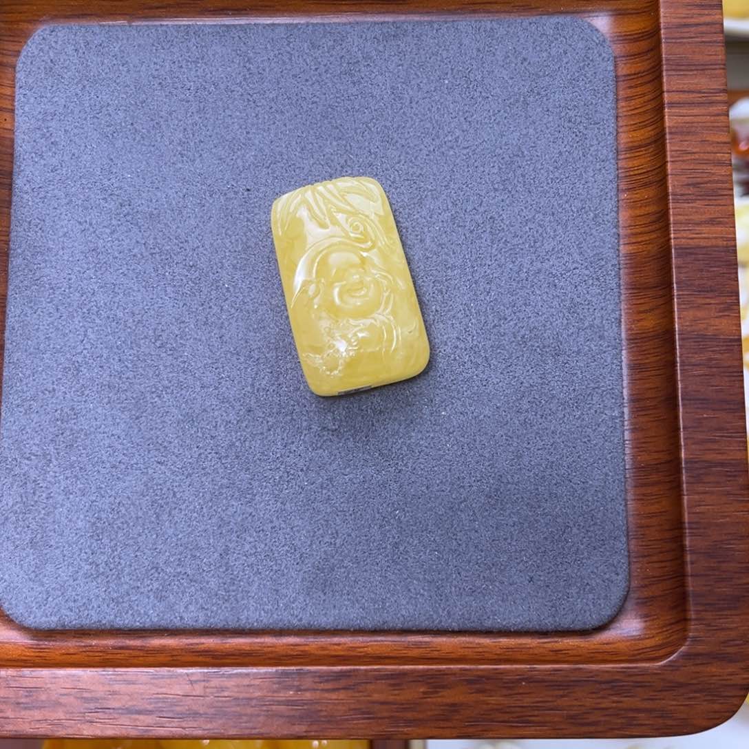 琥珀颈饰未镶嵌蜜蜡佛公