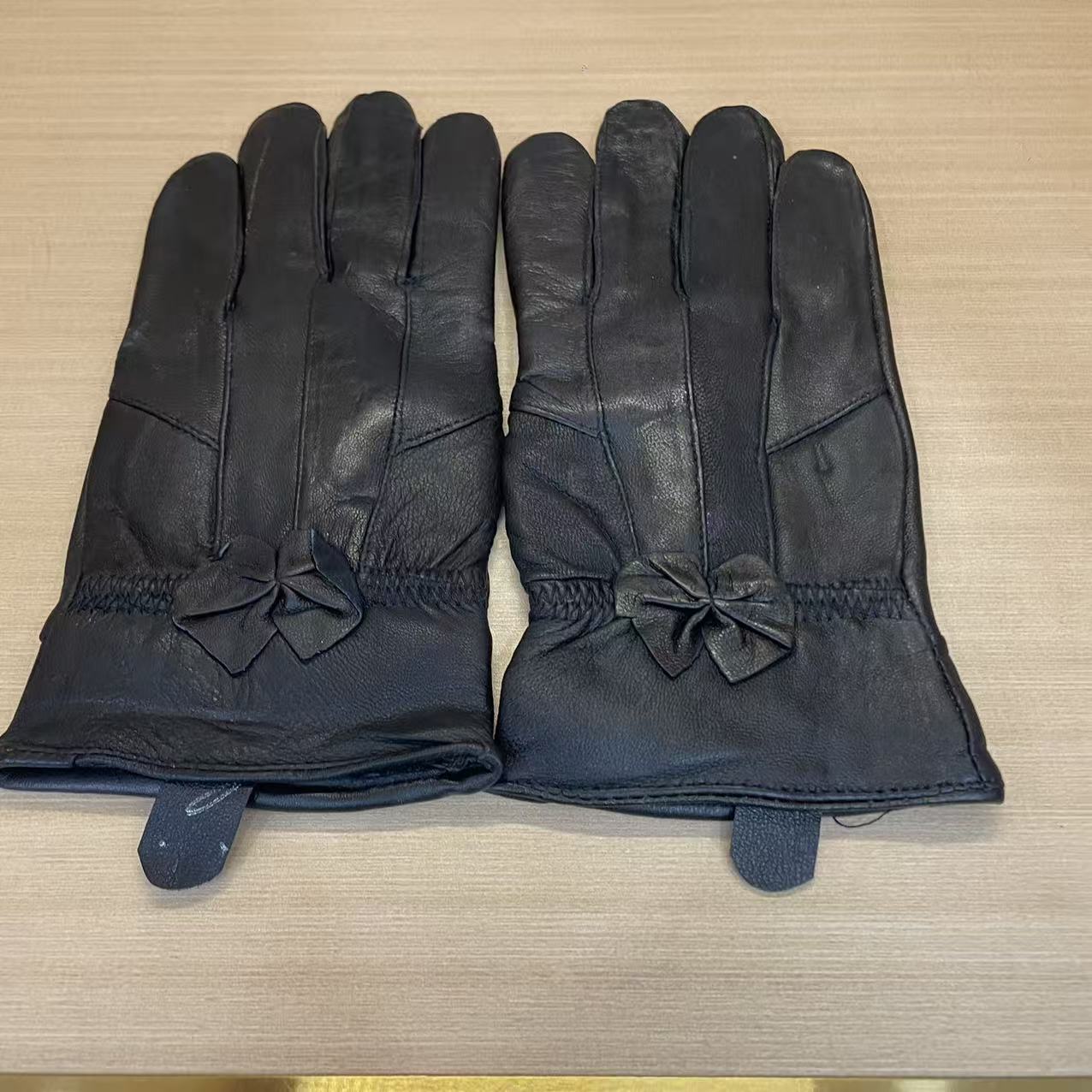 【LJWM】女款绵羊皮分指手套 PST30