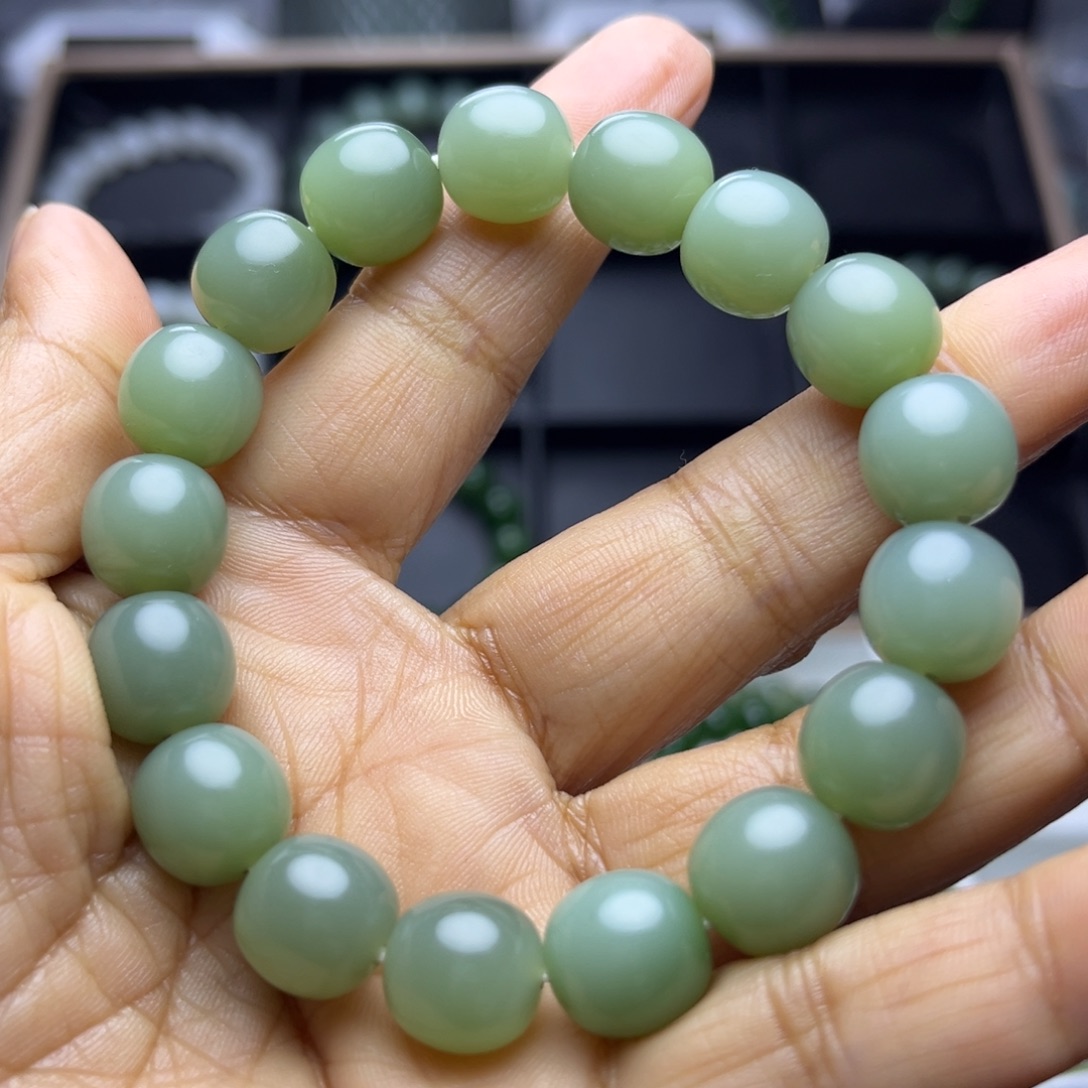 和田玉（碧玉）未镶嵌手串