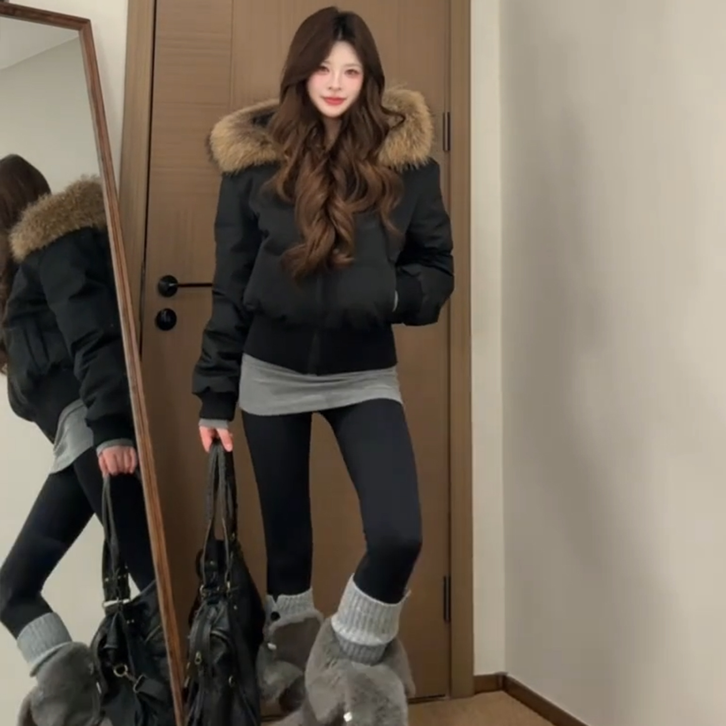 冬季拒绝臃肿高腰显瘦棉服女2025新款大毛领棉衣加厚收腰短款外套