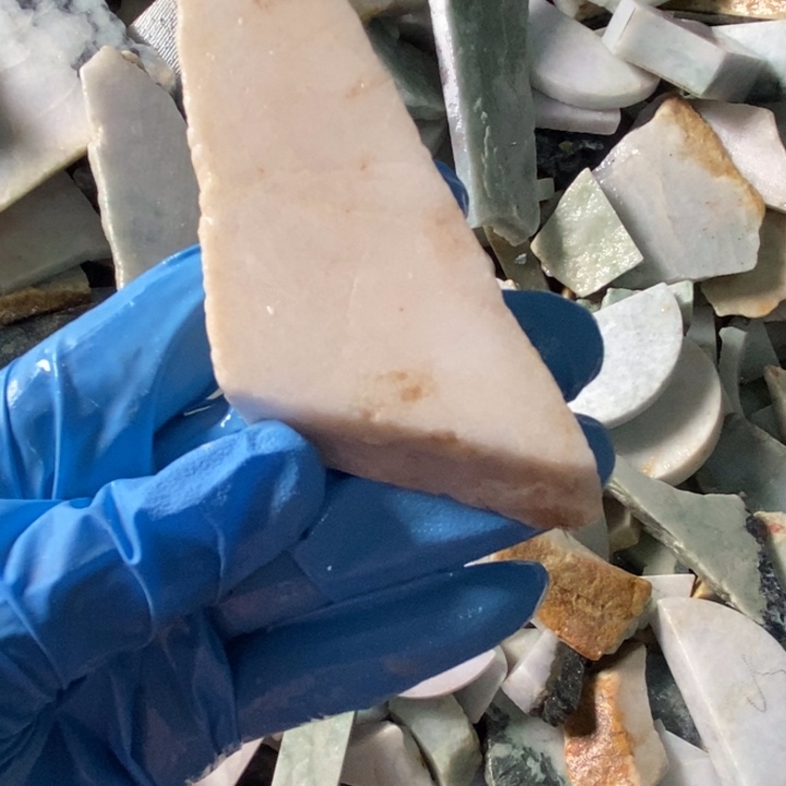 翡翠颈饰未镶嵌天然翡翠