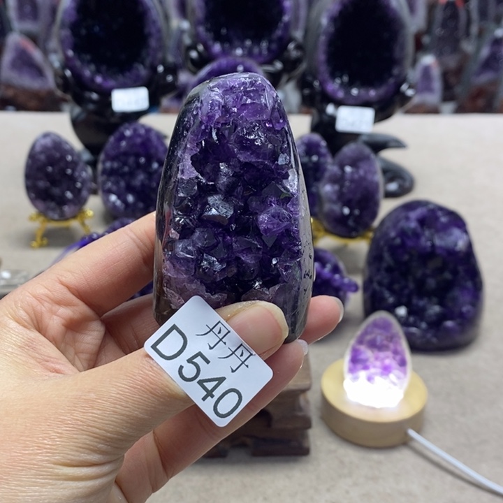 水晶大型摆件（非配饰）未镶嵌