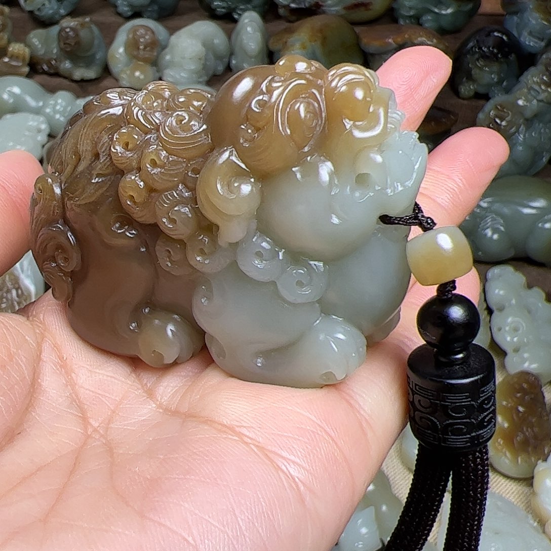 和田玉挂件未镶嵌