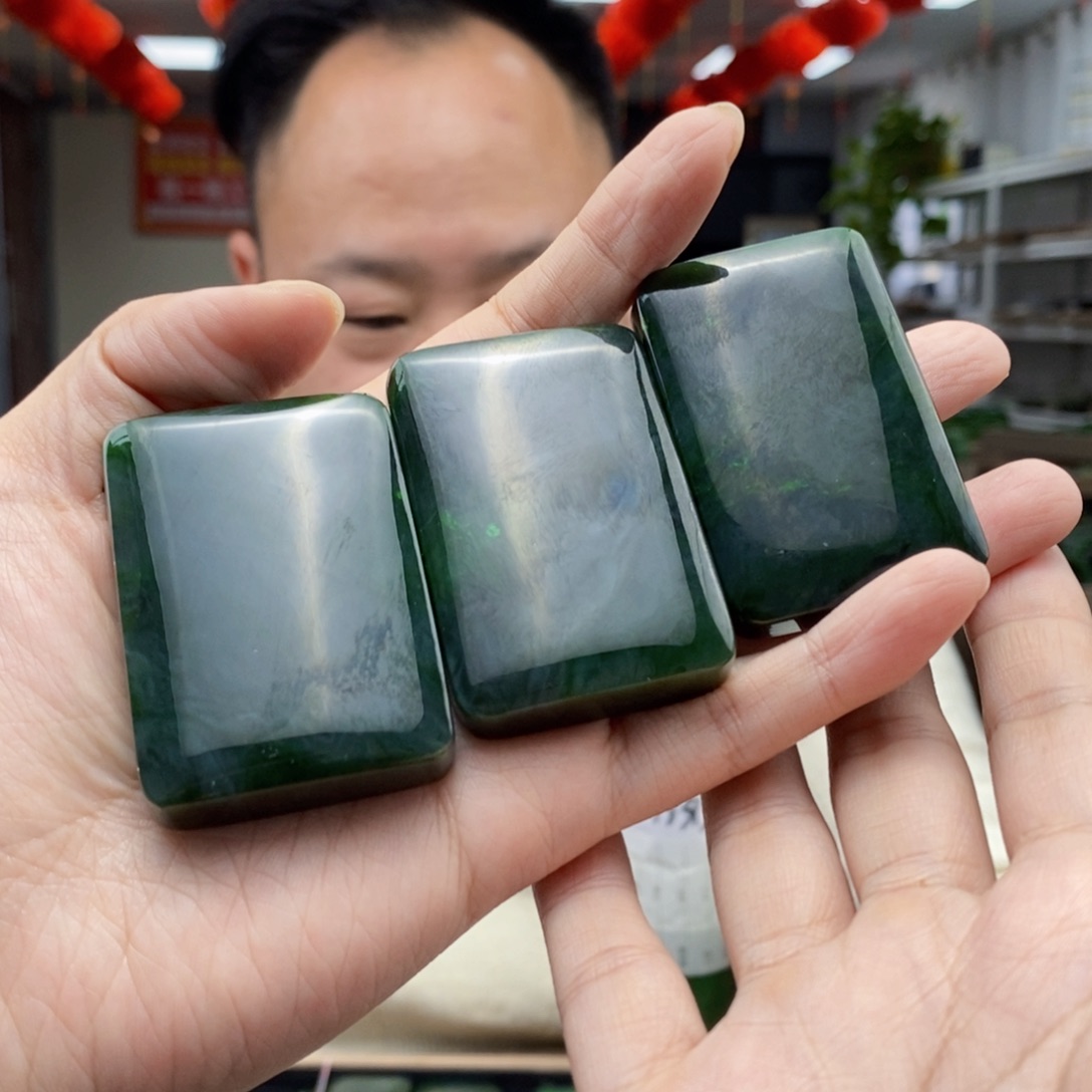 和田玉颈饰未镶嵌拍一发一，多样性发货