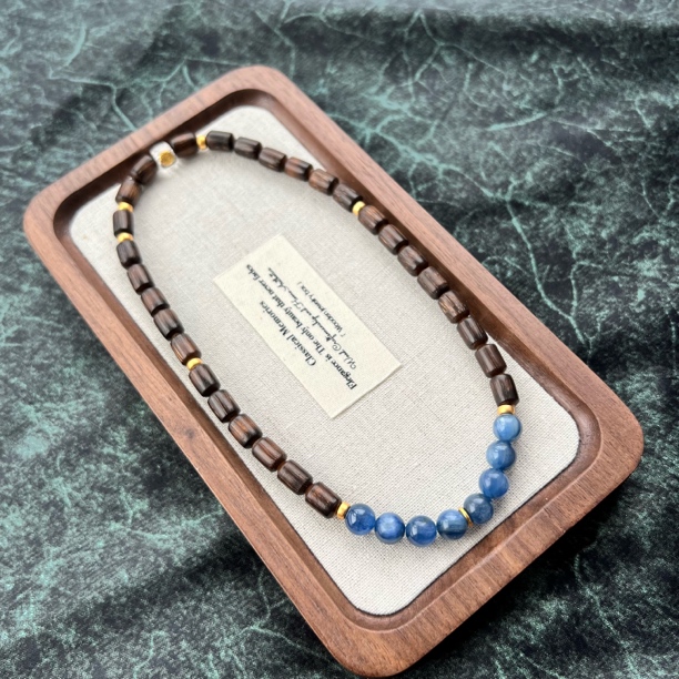 扎基拉姆白水晶贴片当代年轻人手串蓝晶智慧石沉香双圈银饰