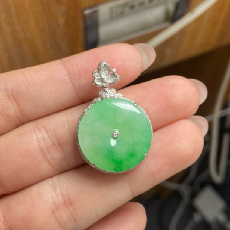 天然缅甸A货翡翠-绿平安扣吊坠