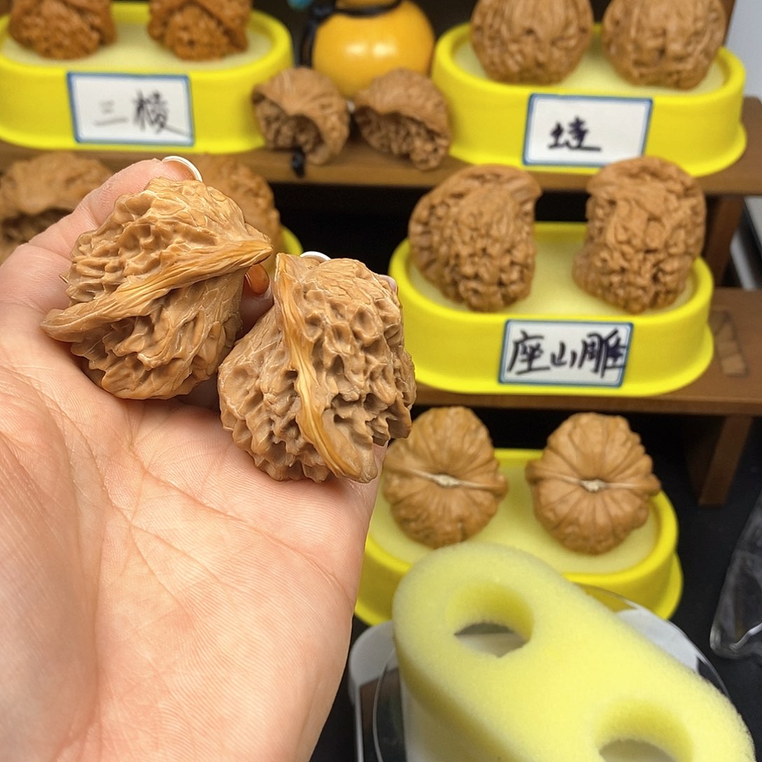 核桃?****¼小鸟 文玩/木作/... 文玩把件