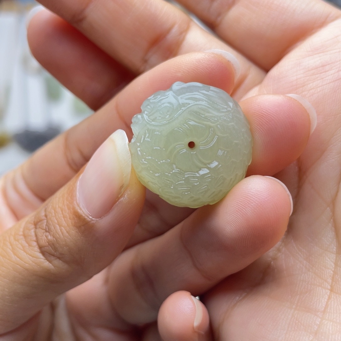 和田玉未镶嵌吊坠(不含链)