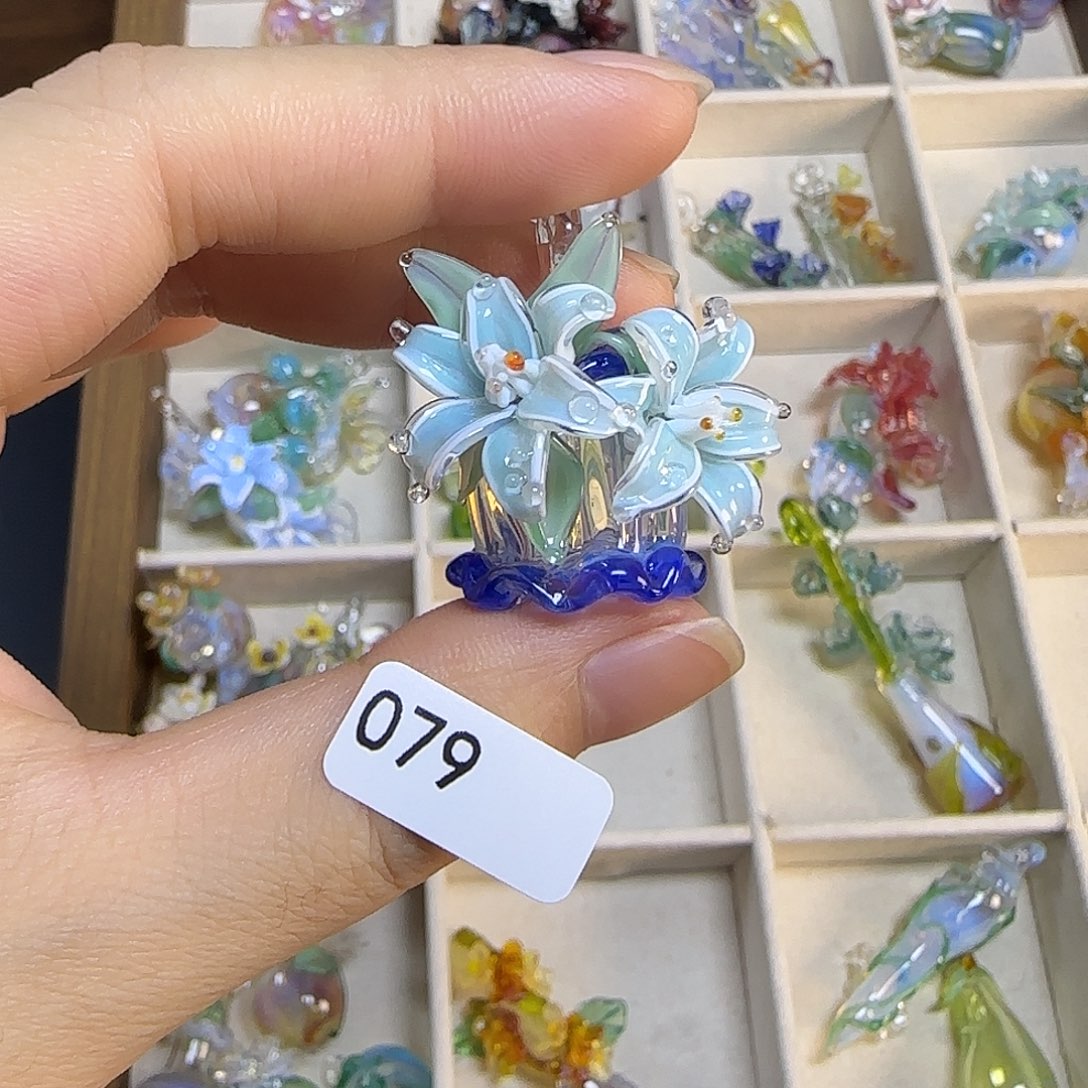 玻璃颈饰空心吊坠手工非遗