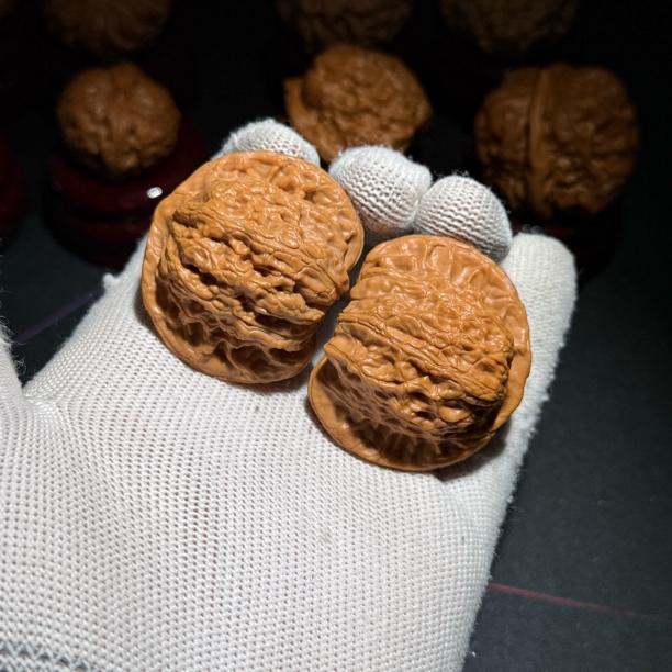 736全品无修满肉桃心崔凯公子帽文玩核桃尺寸:边41肚35高35