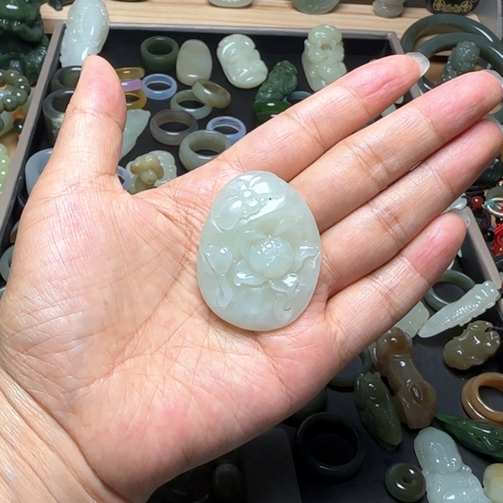 和田玉未镶嵌挂件