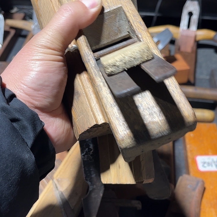 用***1刨子3个……………………………………