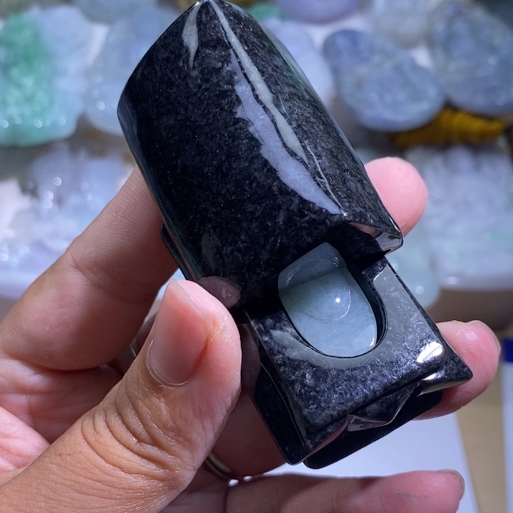 【闪购商品】颈饰未镶嵌翡翠棺材