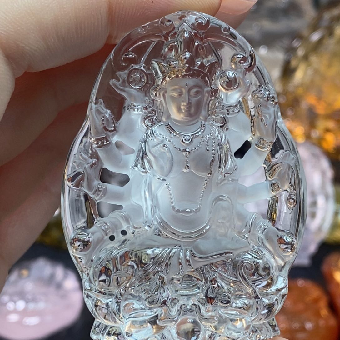 水晶颈饰未镶嵌有**馆吊坠