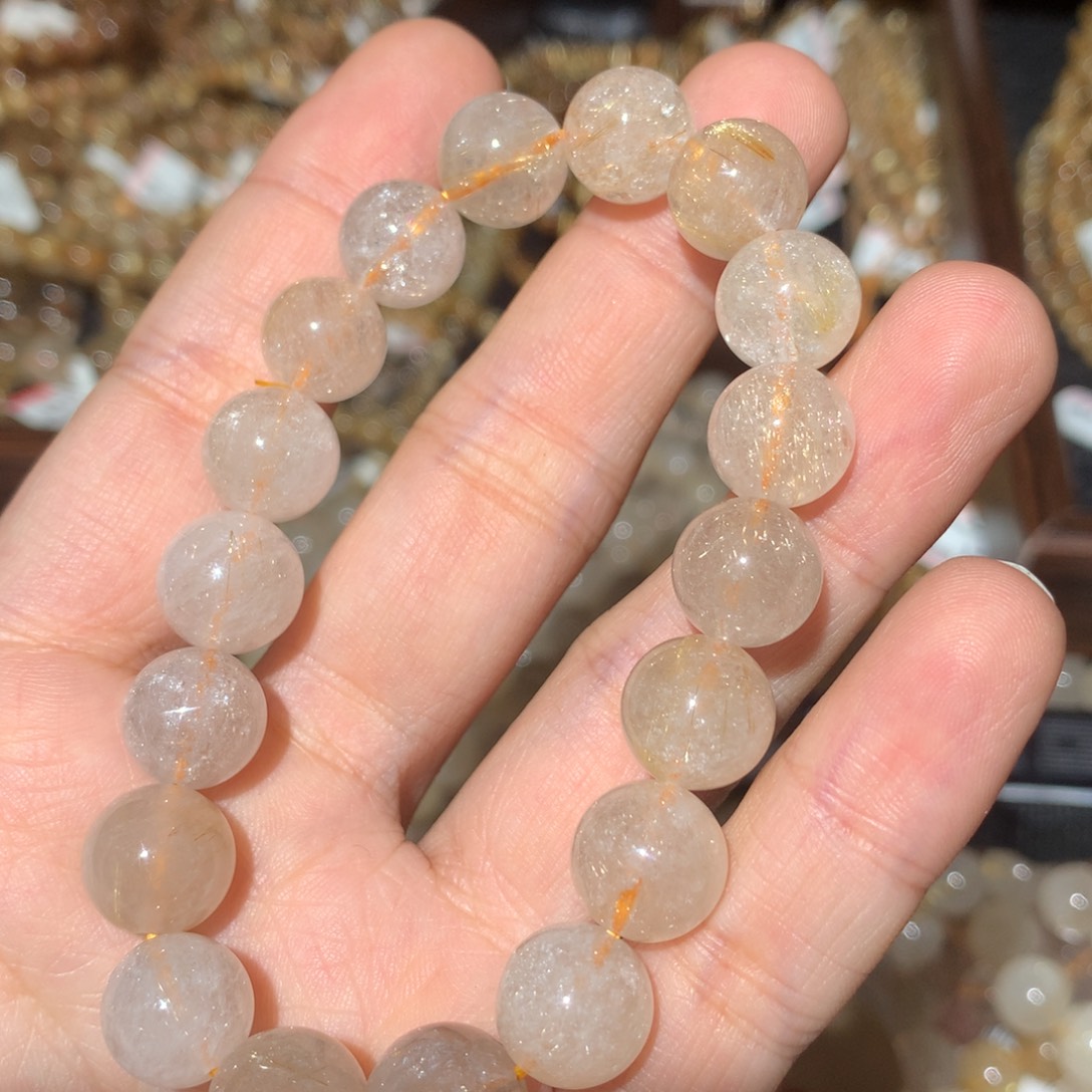 龚***妞未镶嵌水晶手链手链