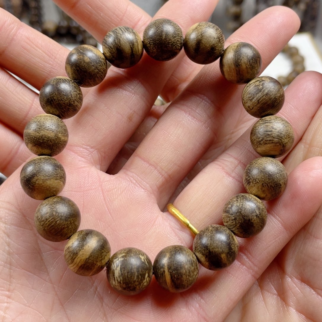 沉香手串顺**然达拉干满纹1.2