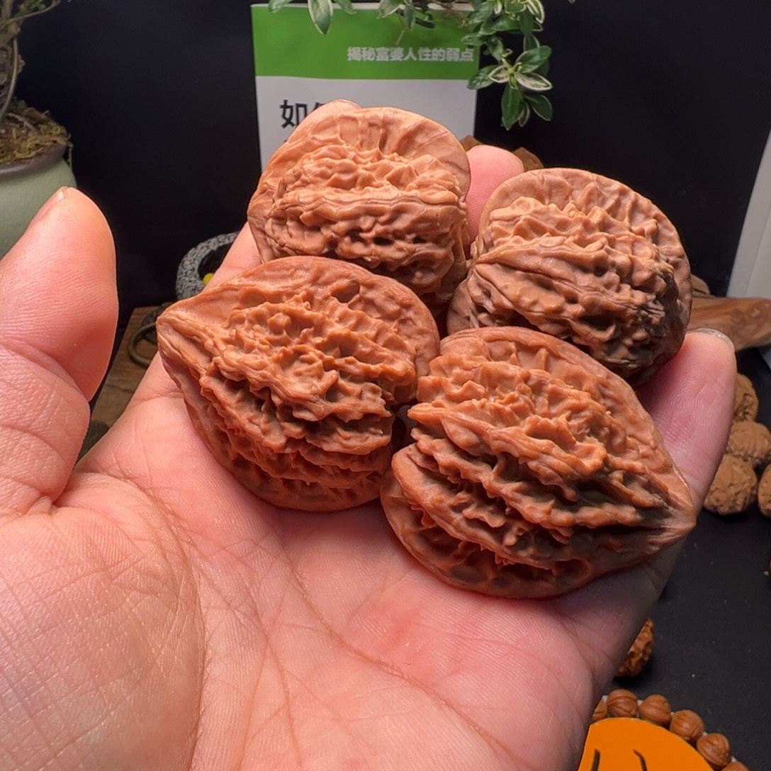 天***店文玩核桃吊坠川云