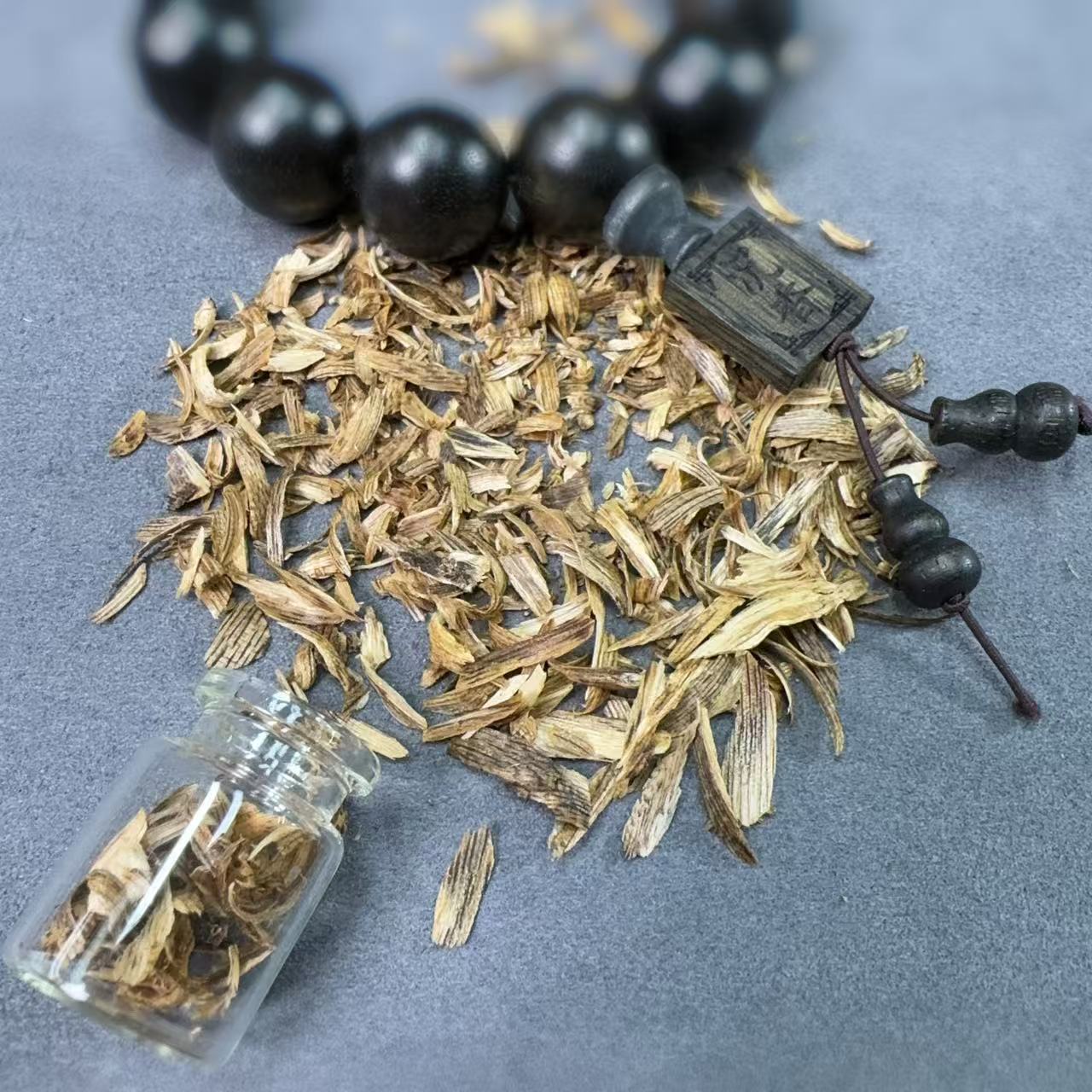 A325沉香文玩手串20mm