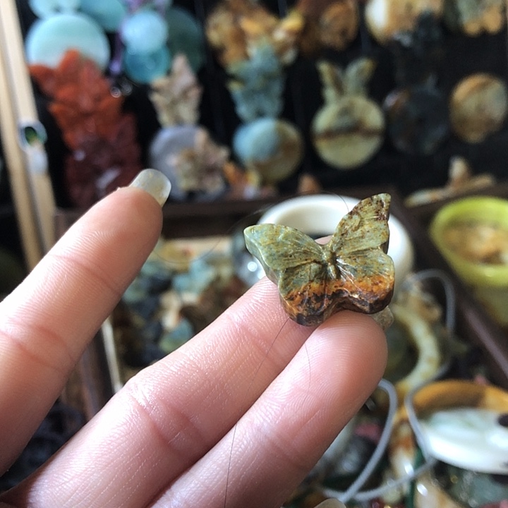 岫玉未镶嵌岫玉挂件