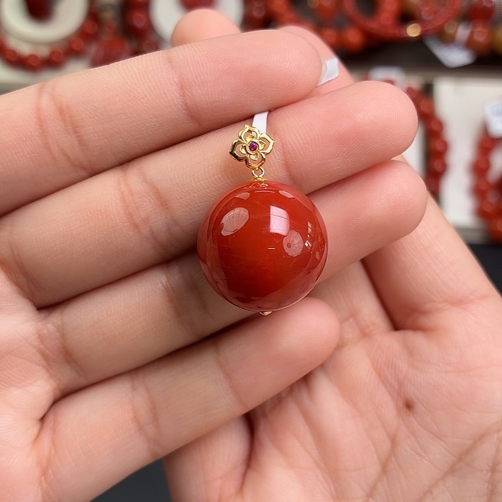 南红玛瑙18K金镶嵌手链锦红单珠吊坠18mm