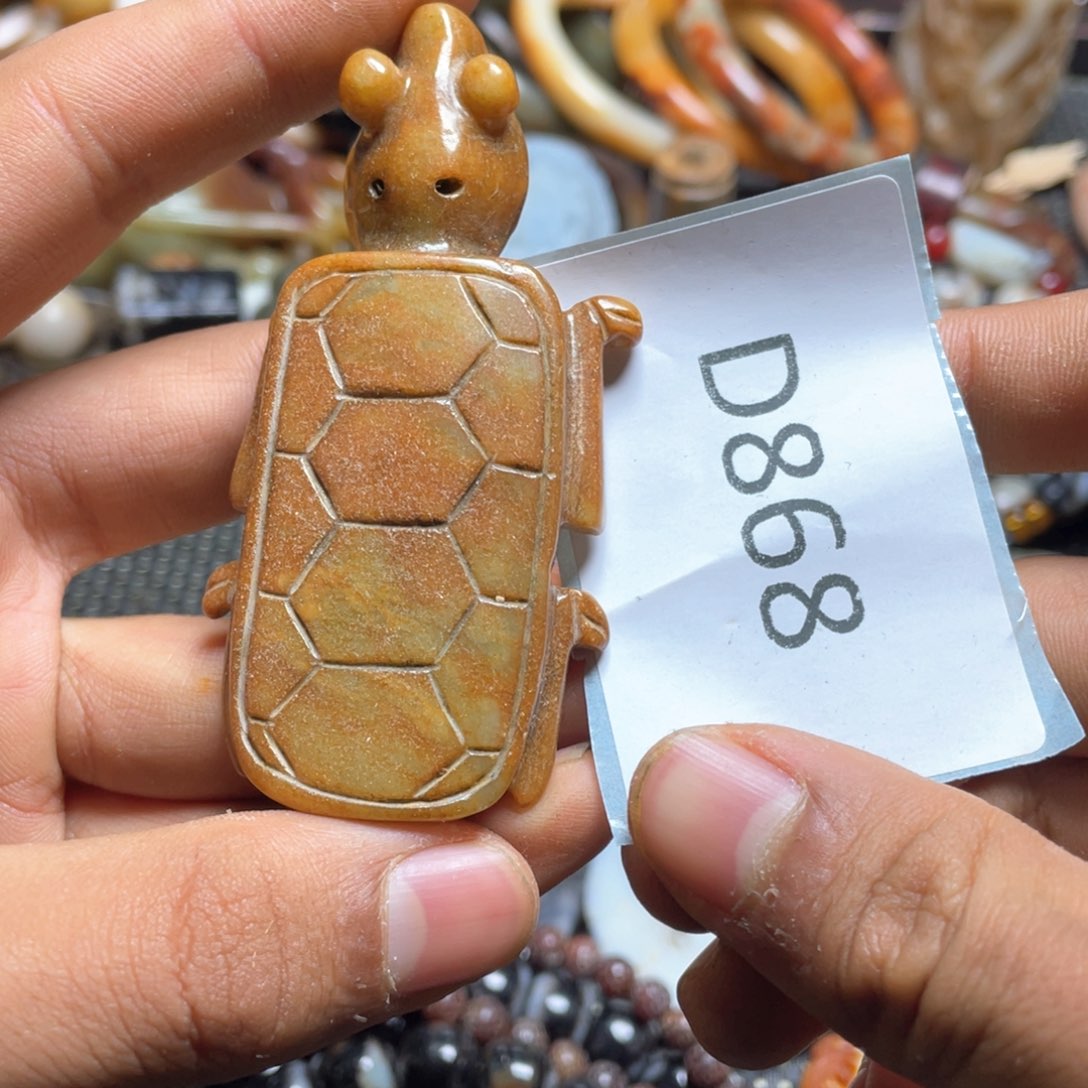 和田玉（糖玉）挂件未镶嵌