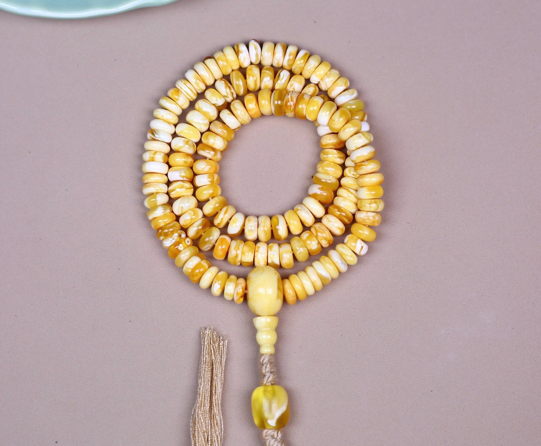 7.3mm小年份白蜡氧化隔片珠链，自然氧化多年的白花蜡