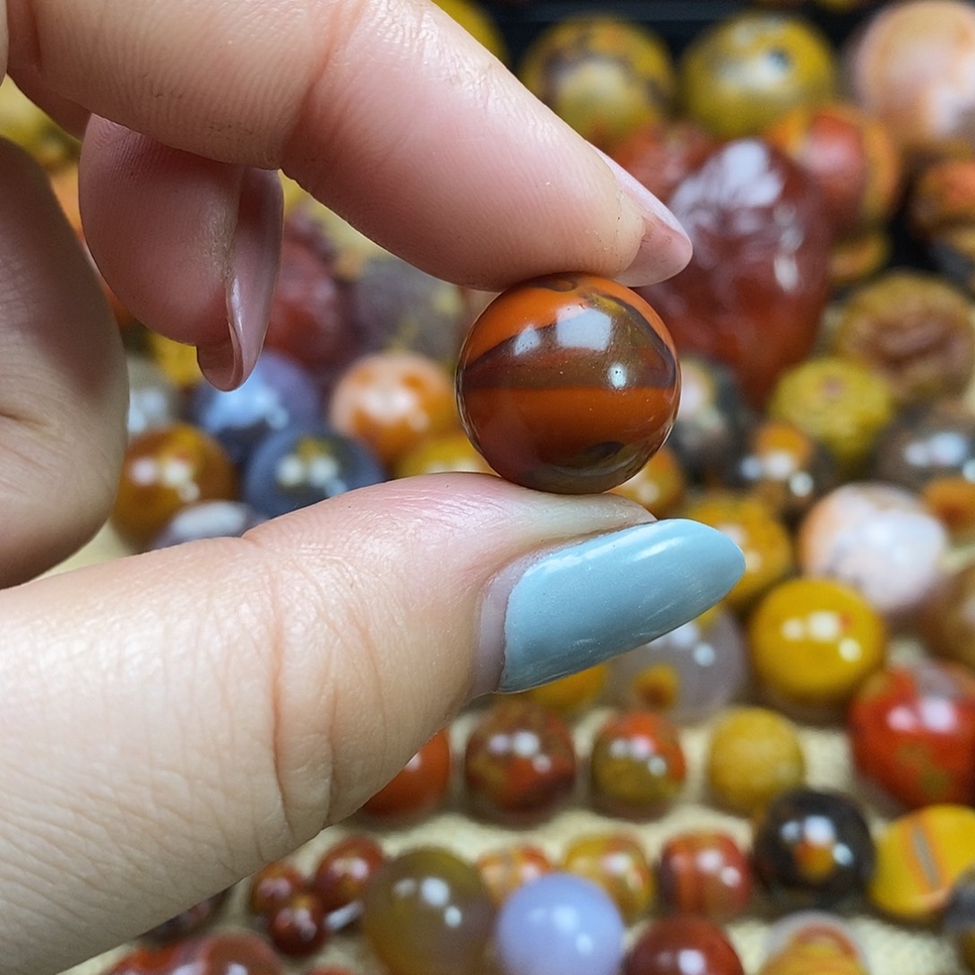 请***来玛瑙/玉髓未镶嵌战国红玛瑙