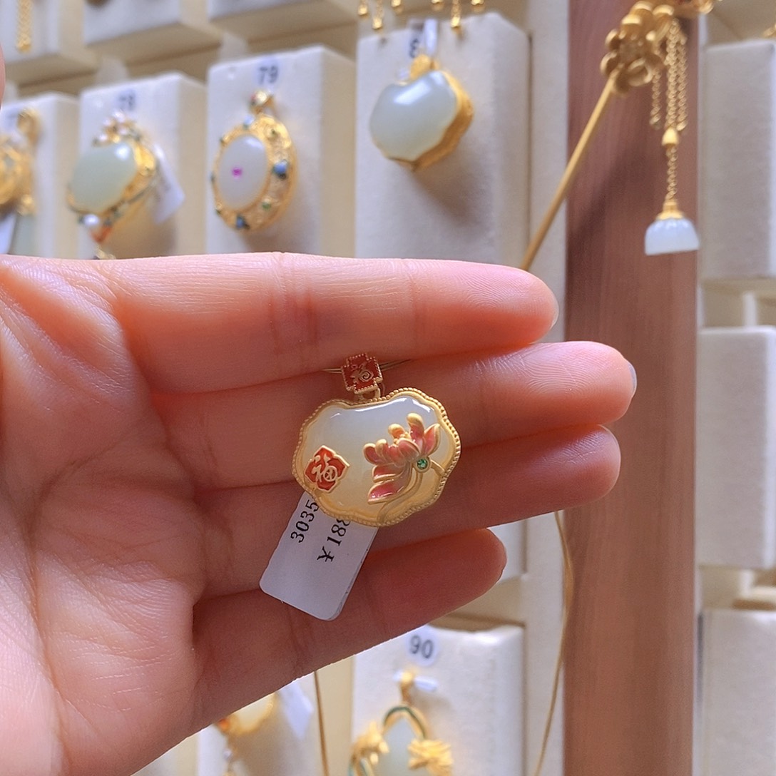 和田玉颈饰银S925镶嵌