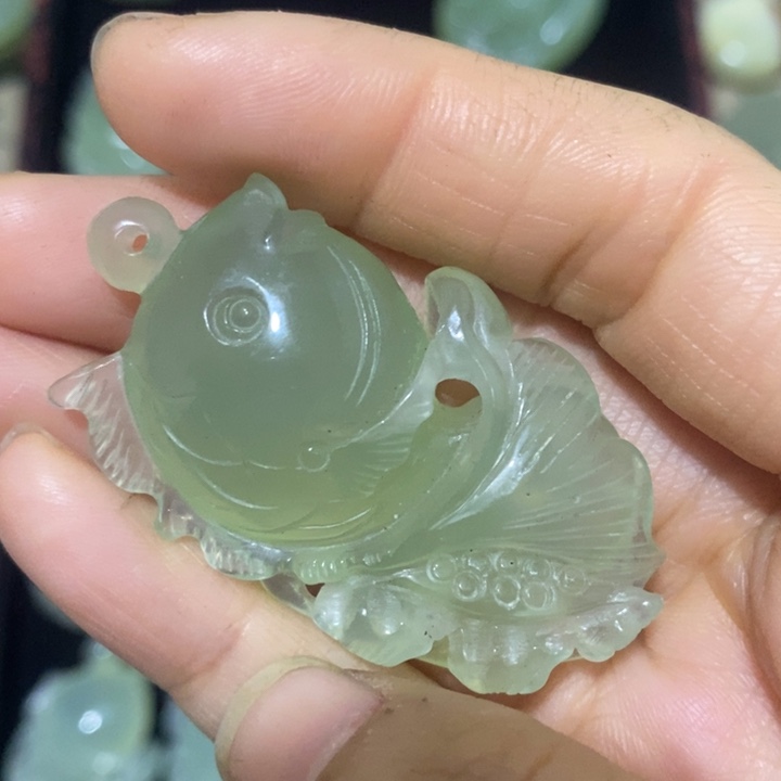 蛇纹石玉未镶嵌天然岫玉