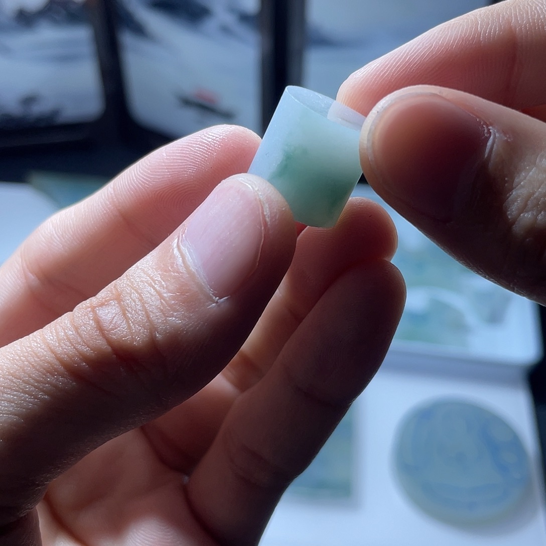五***雾翡翠未镶嵌挂件翡翠