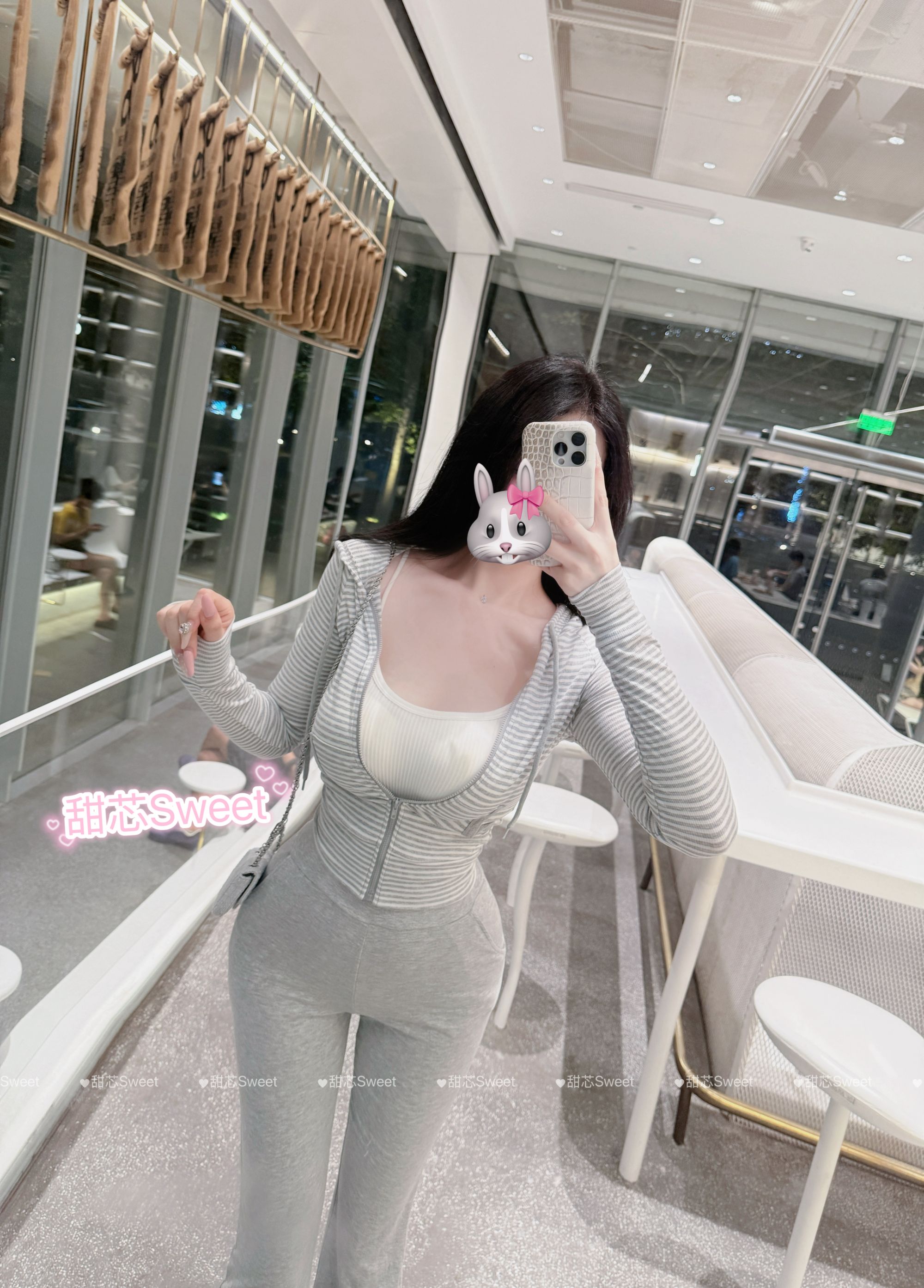 甜芯Sweet【韩女法则】Ins奶油灰条纹上衣➕高腰显腿长喇叭裤裤长100