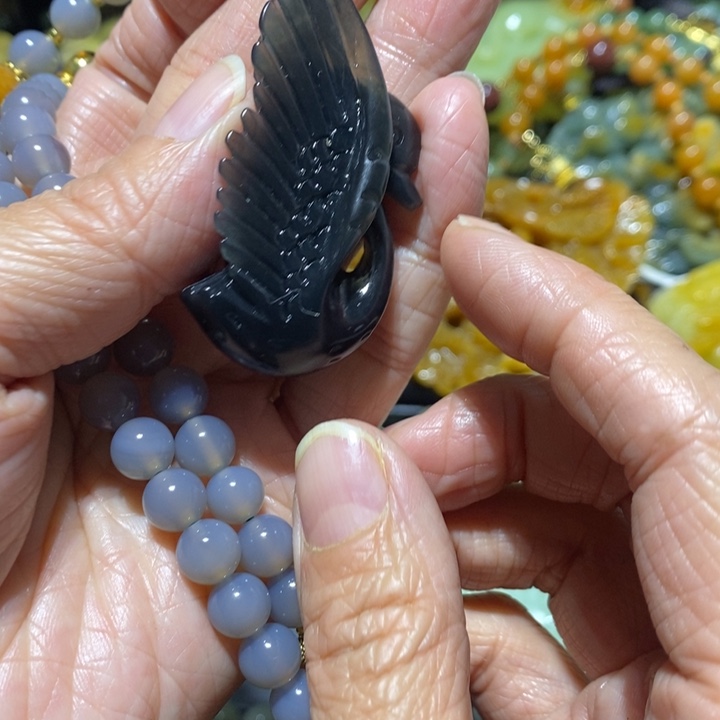蛇纹石玉岫玉吊坠未镶嵌