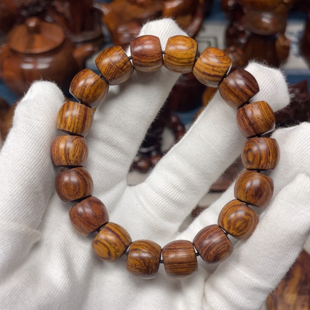 黄花梨/降香黄檀手把件