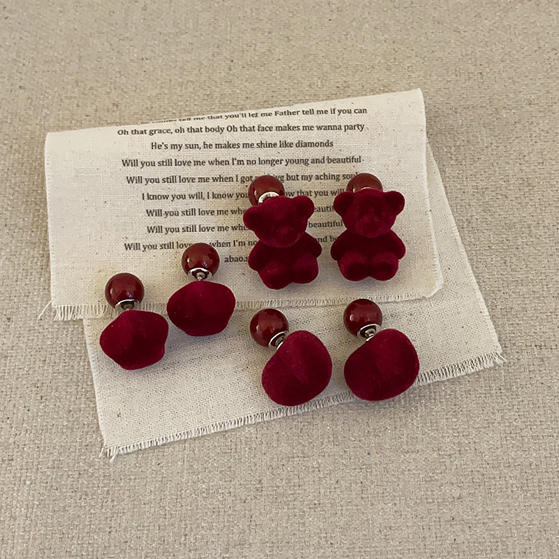 合金耳饰 植绒爱心耳钉