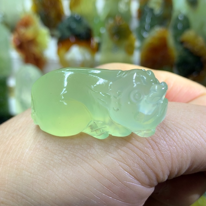 蛇纹石玉珠宝半成品未镶嵌