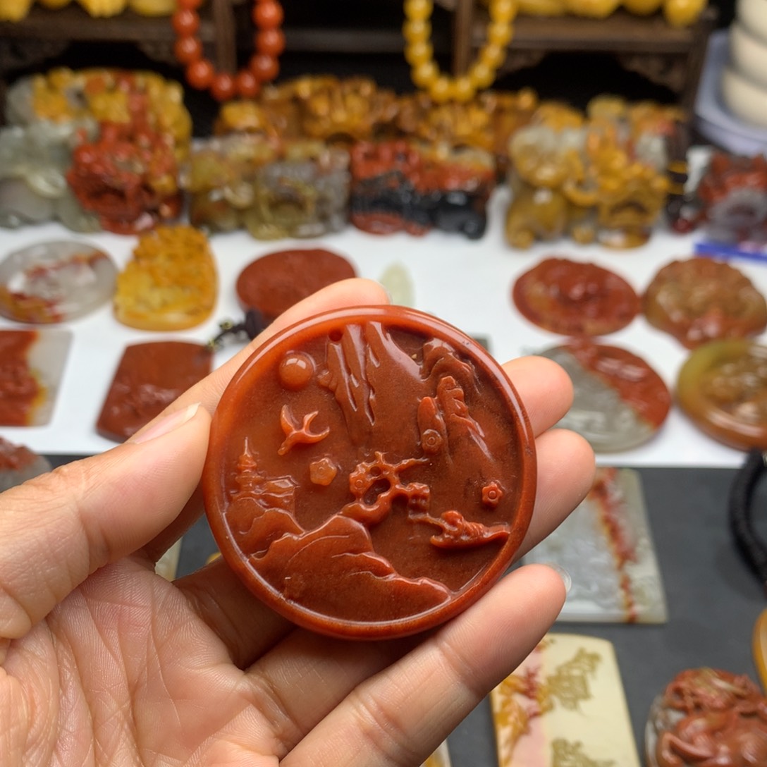 石英质玉（黄龙玉）挂件未镶嵌