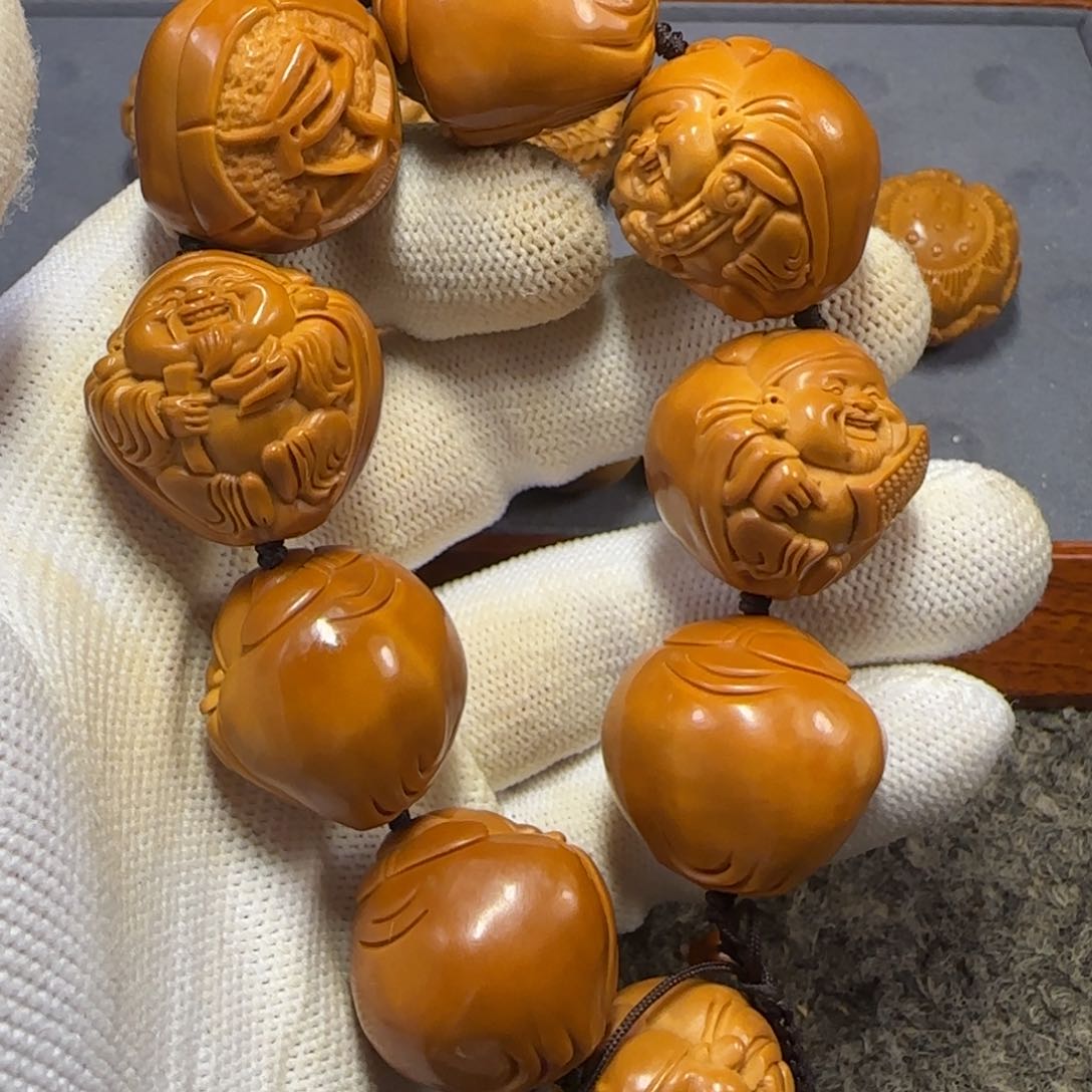 橄榄核吊坠淡****烟………………