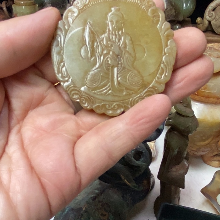 未镶嵌和田玉（糖玉）挂件