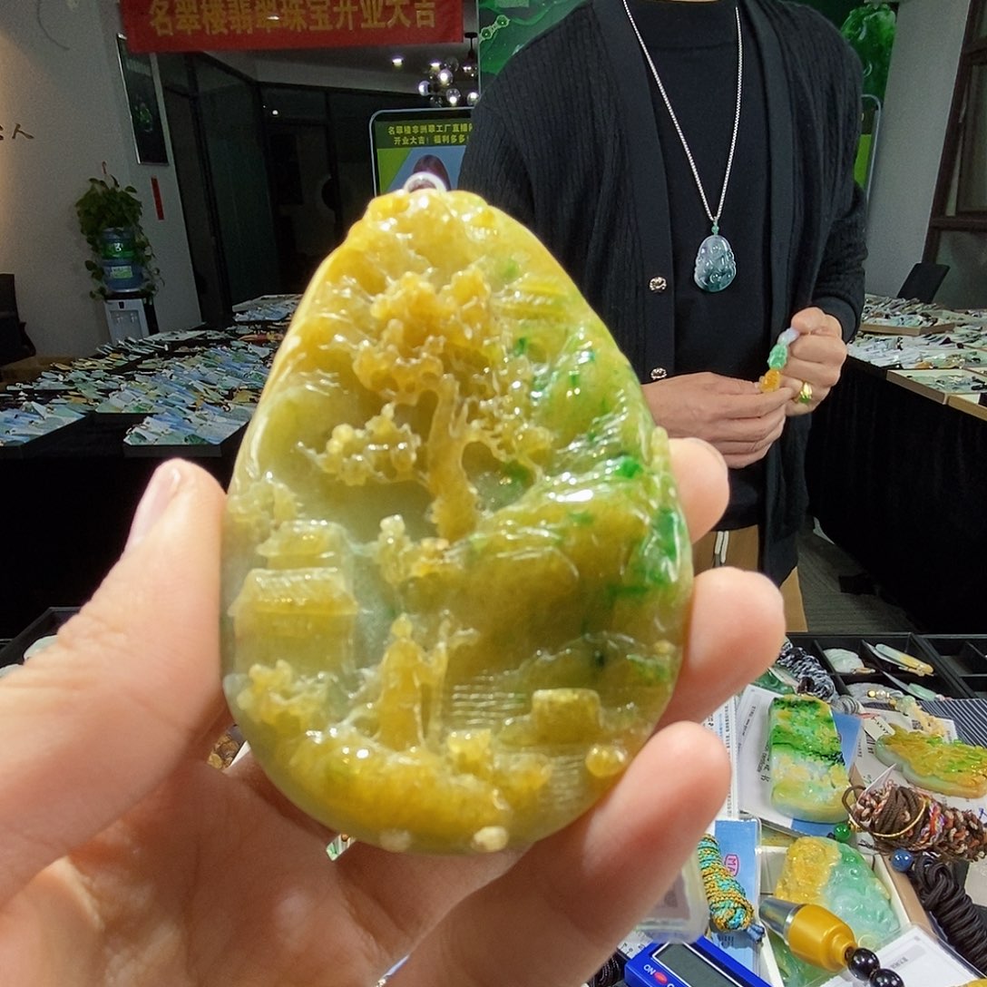 颈饰未镶嵌翡翠翡翠