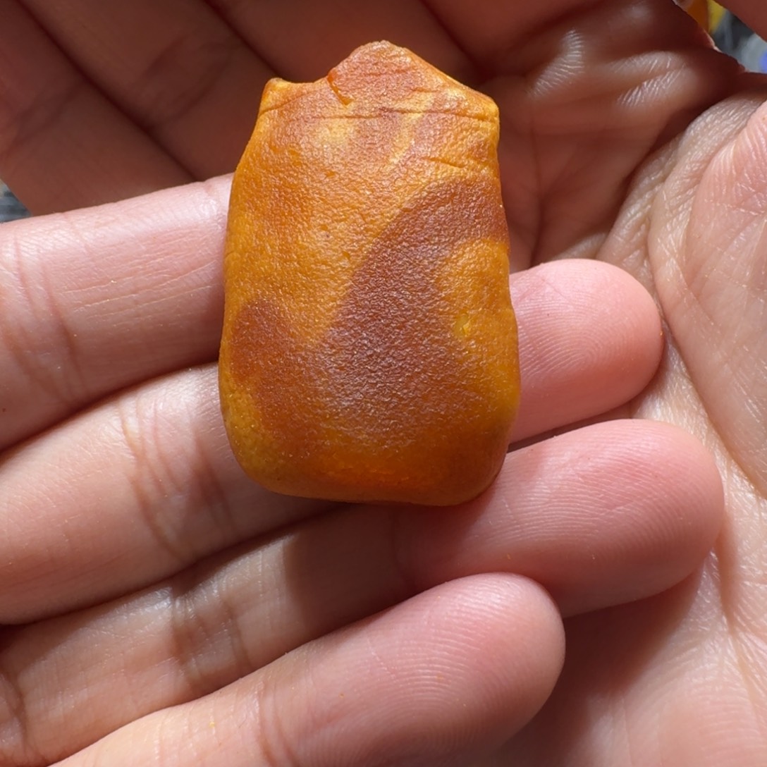 定制琥珀未镶嵌定制