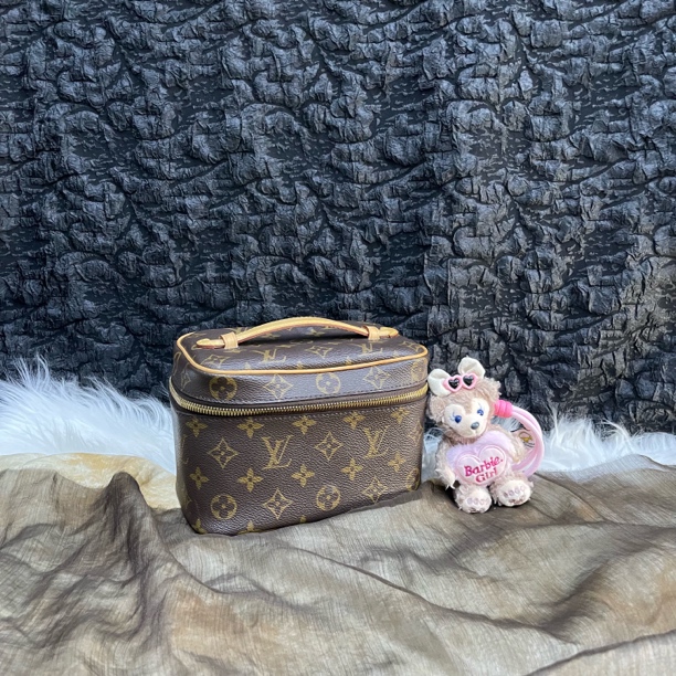 95新 LouisVuitton/路易威登 路易威登迷你老花化妆盒手提包