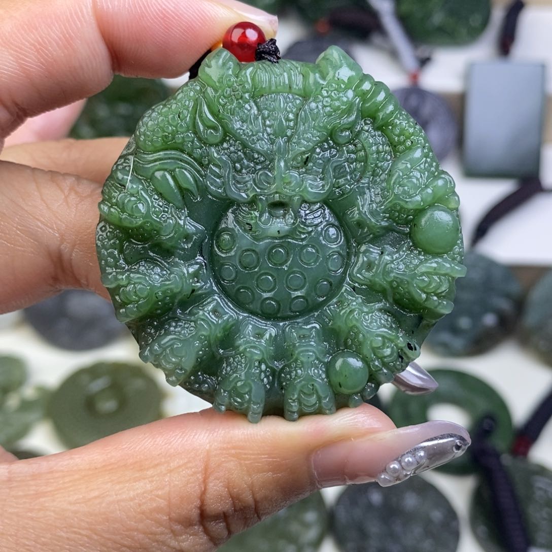 和田玉吊坠未镶嵌